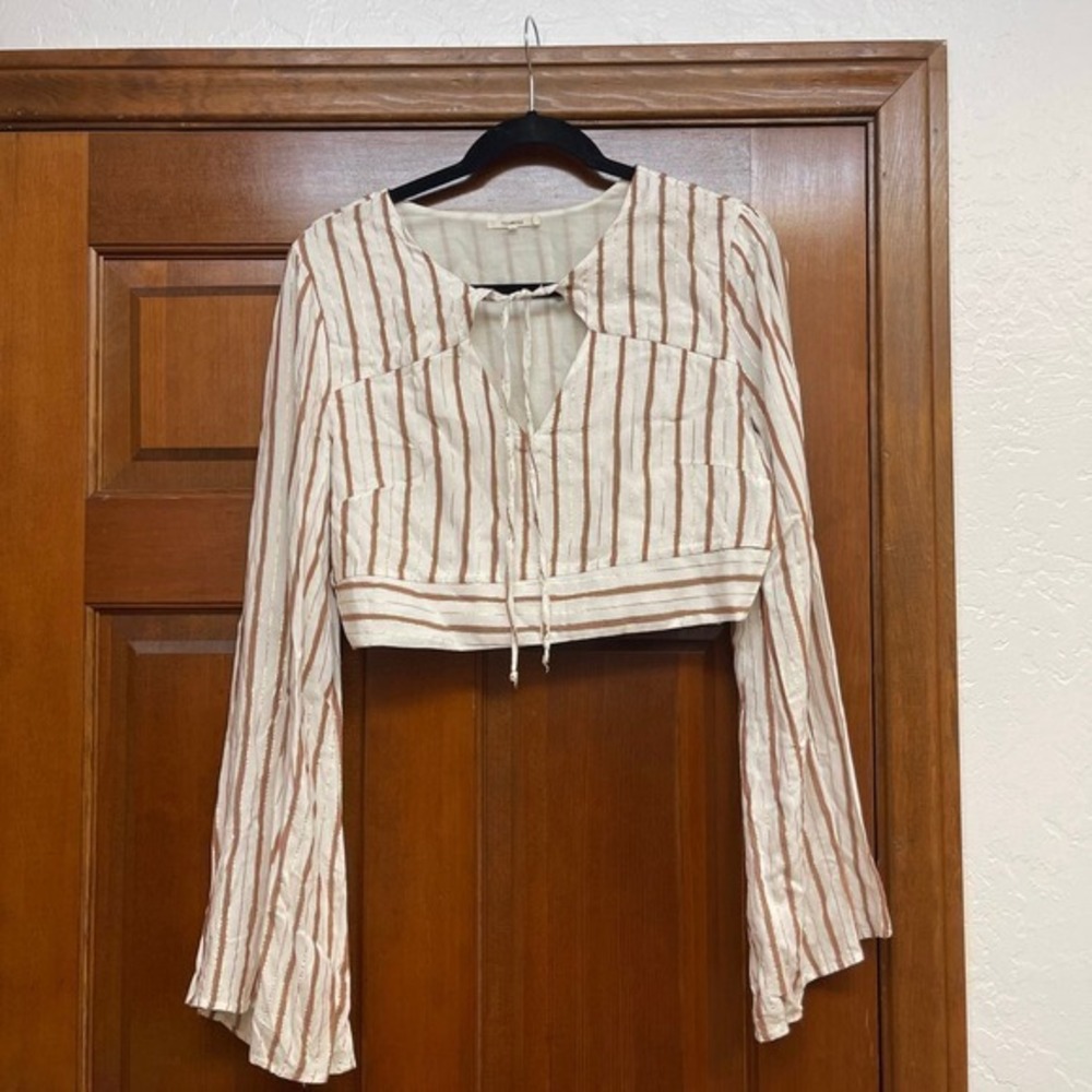 Tularosa shimmer striped wide sleeve crop top medium